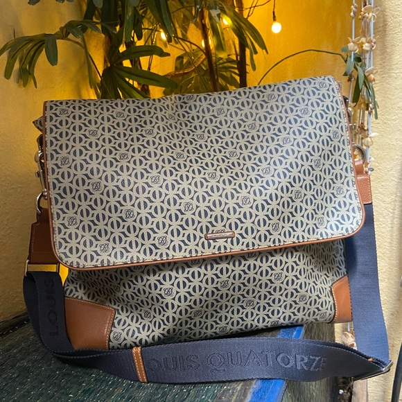 None Handbags - Louis Quatorze 2 in 1 Bag l. Messenger + Shoulder Bag.